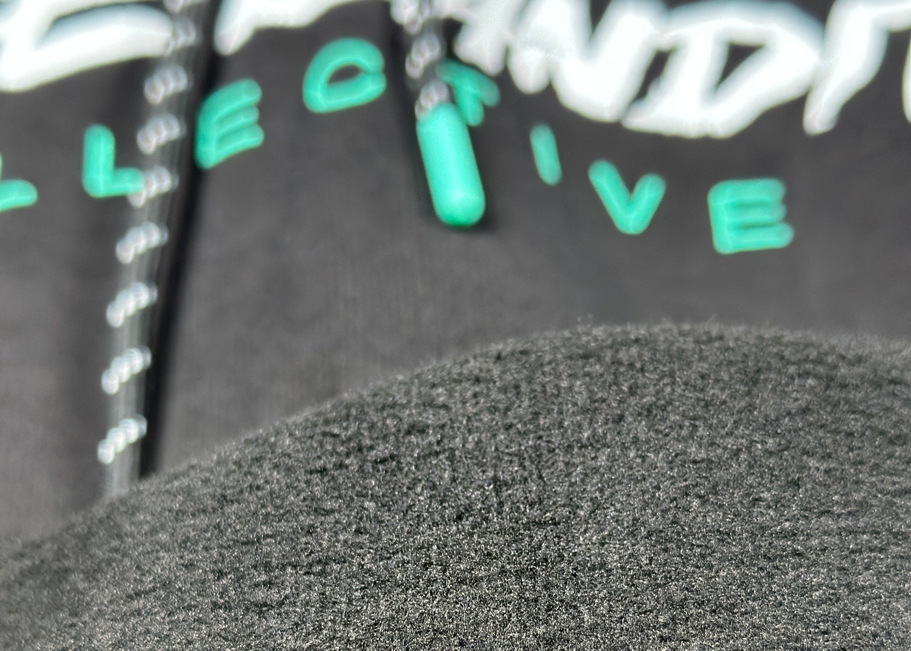 Hoodies & Sweatshirts